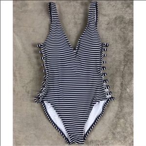 TOMMY HILFIGER STRIPED ONE PIECE